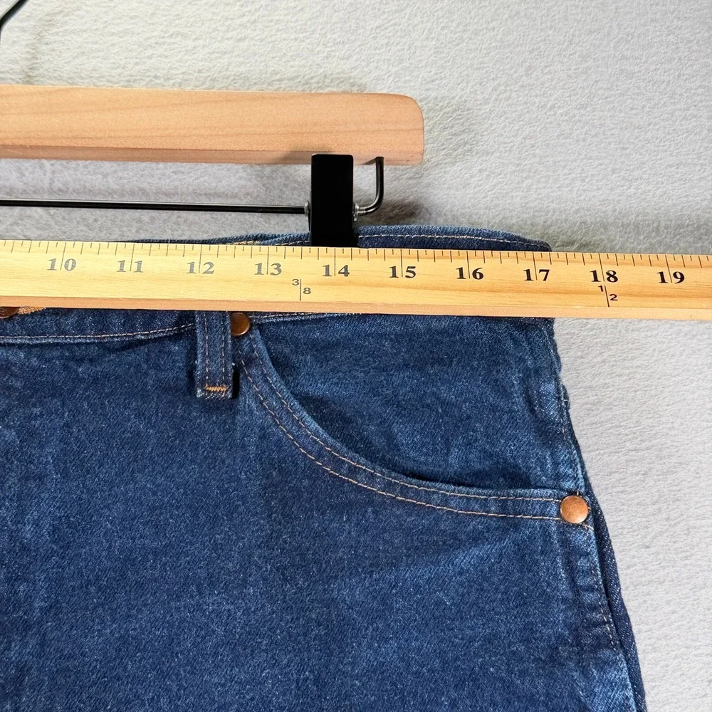 Wrangler Mens Dark Wash Straight Leg Jeans 36x30 Distressed‎ Details Y2K